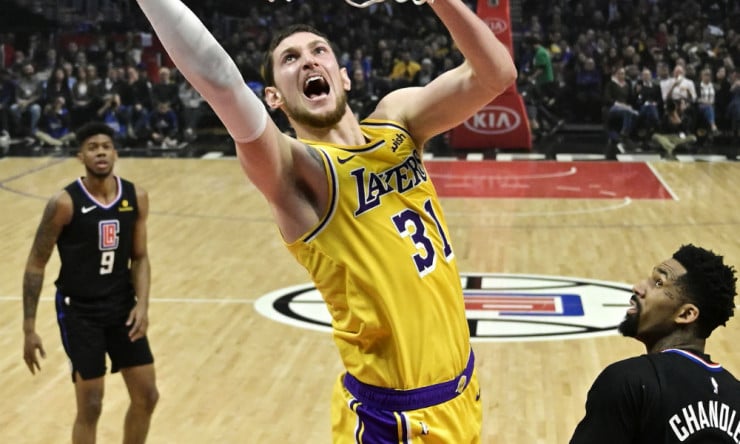 Mike_Muscala_Lakers_2019_AP