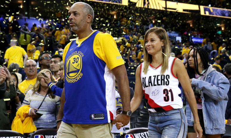 Sonya, Stephen Curry's mother, files for divorce from Dell