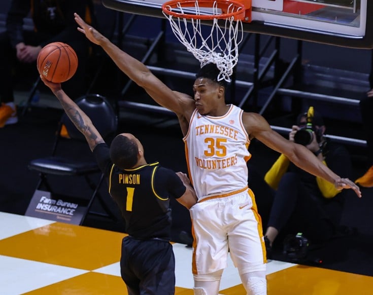 NCAA Picks - Volunteers vs Tigers preview, prediction, starting lineups and injury report