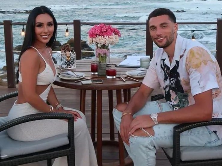 Chicago Bulls' Zach LaVine and wife Hunter Mar welcome baby boy