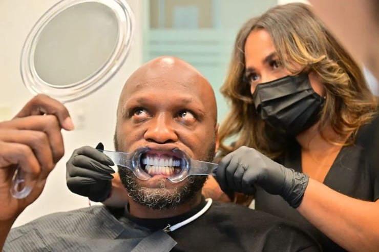 Lamar Odom pays $80,000 for veneer procedure on teeth