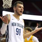 Pacers sign guard Deividas Sirvydis to one-year contract