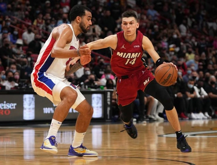 Why are the Heat hesitant to extend Tyler Herro's contract?