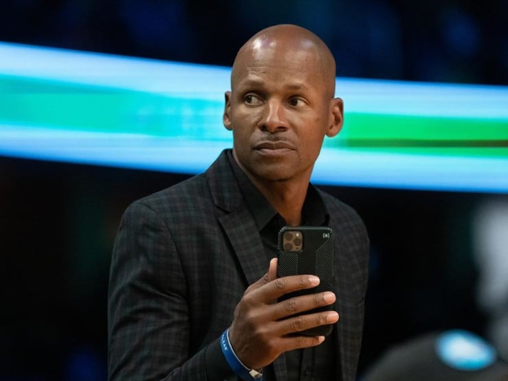 WATCH: YouTuber annoys retired NBA star Ray Allen with prank
