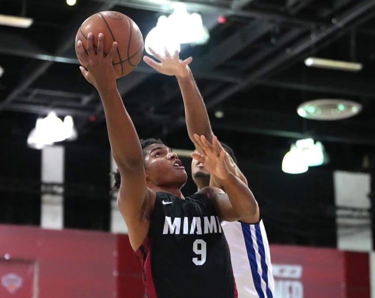 Heat sign guard Dru Smith to two-way contract