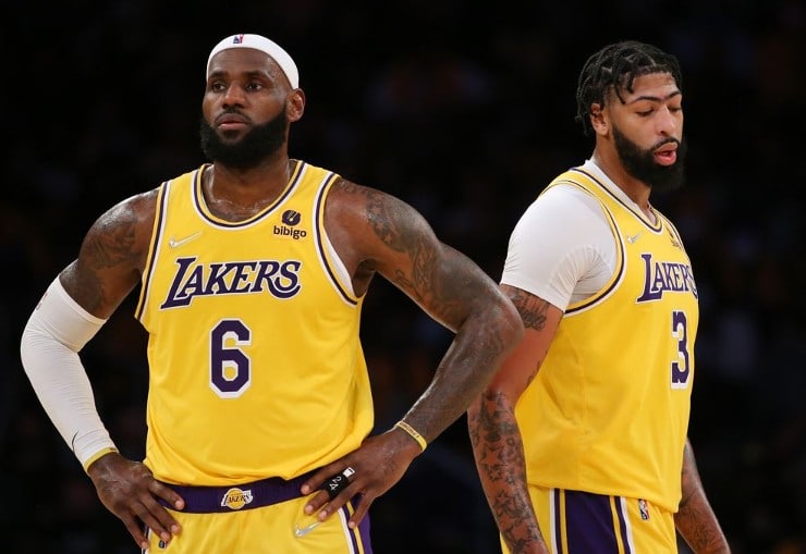Lakers remain unwilling to trade their two first-round picks