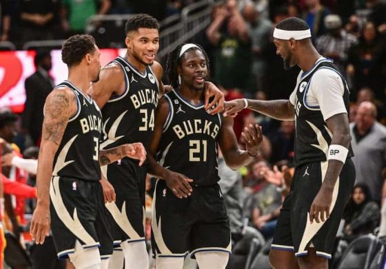 Milwaukee Bucks pic