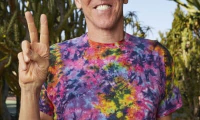 Legendary player and broadcaster Bill Walton stars in new NBA televised stream “Throw it Down”