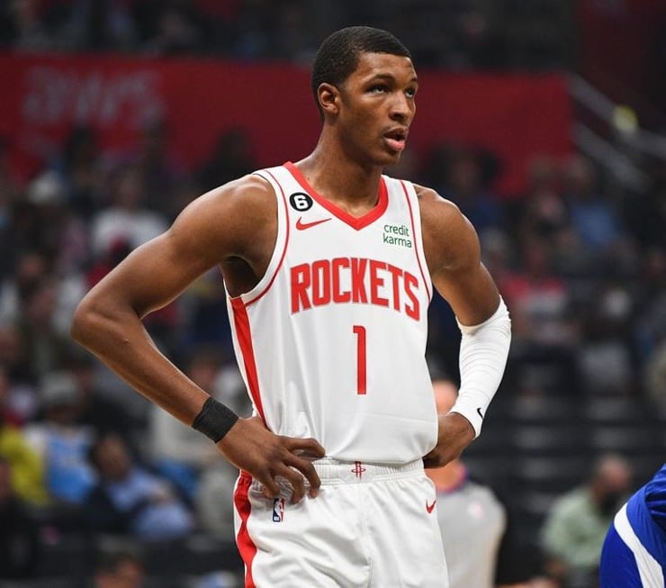 Rockets Jabari Smith Jr. becomes second-youngest NBA player to record 27/8/3 since Kevin Durant