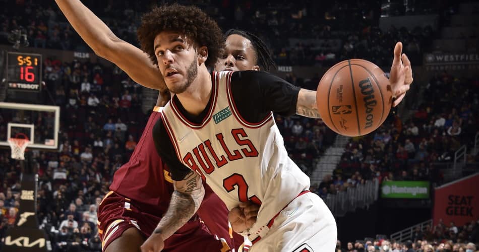 3d95bf2f-lonzo-ball-dribbles-chicago-bulls-at-cleveland-cavaliers-getty-images