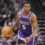 DeAaron Fox becomes third Sacramento Kings player with eight straight 30-point games