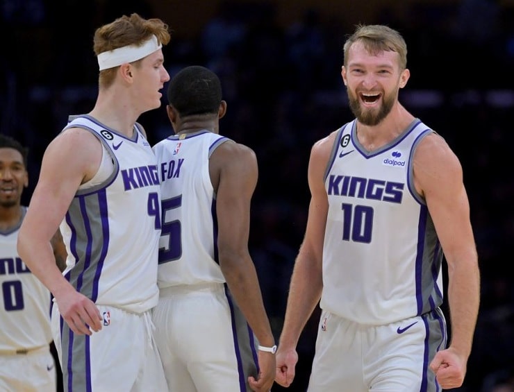 Kings can clinch a spot in 2023 NBA Playoffs tonight, Bucks can clinch Central Division title