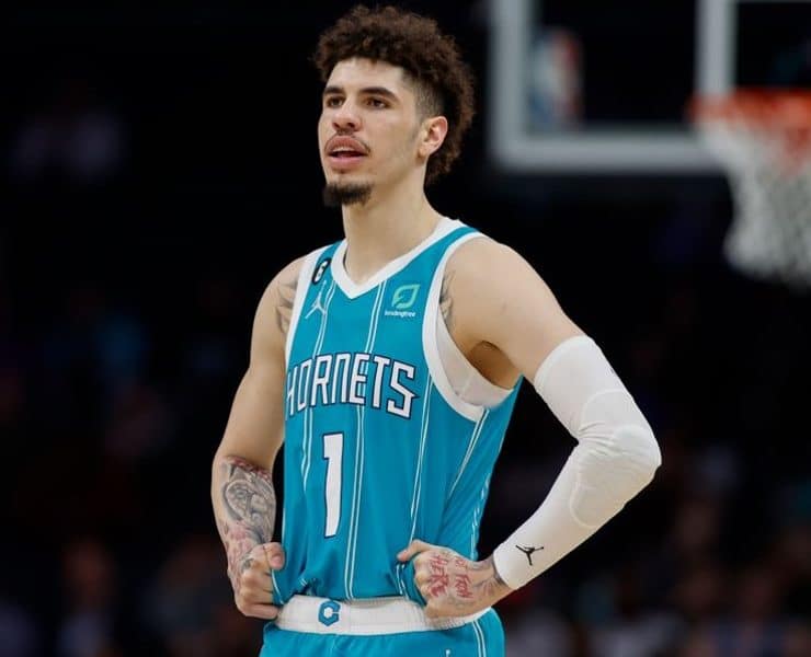 Hornets coach Steve Clifford must win to keep Lamelo Ball interested