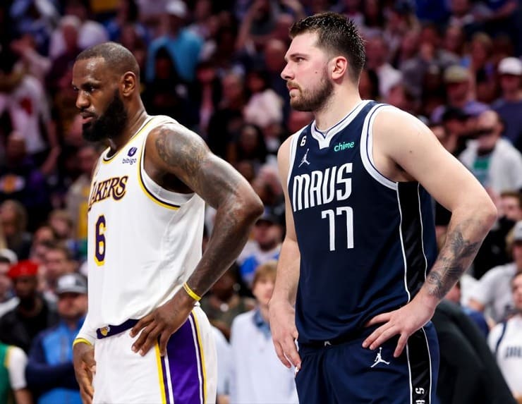 Lakers not interested in Mavericks trade package for LeBron James