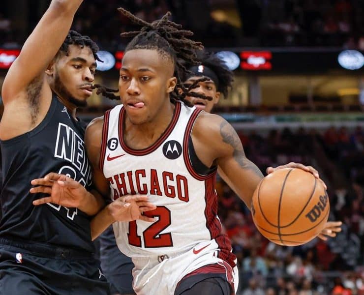 Chicago Bulls re-sign guard Ayo Dosunmu to a three-year, $21 million contract