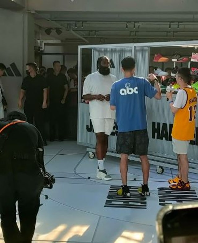 James Harden refuses to sign Philadelphia 76ers jersey at Adidas event in China