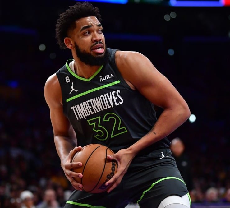 Portland Trail Blazers uninterested in Minnesota Timberwolves center Karl-Anthony Towns
