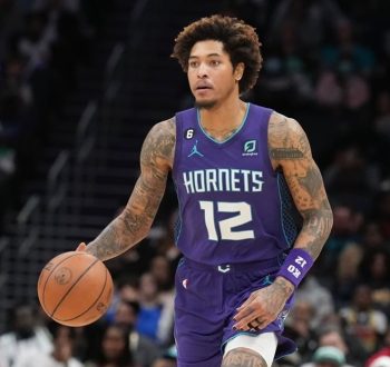 Philadelphia 76ers to sign forward Kelly Oubre Jr. to a one-year contract