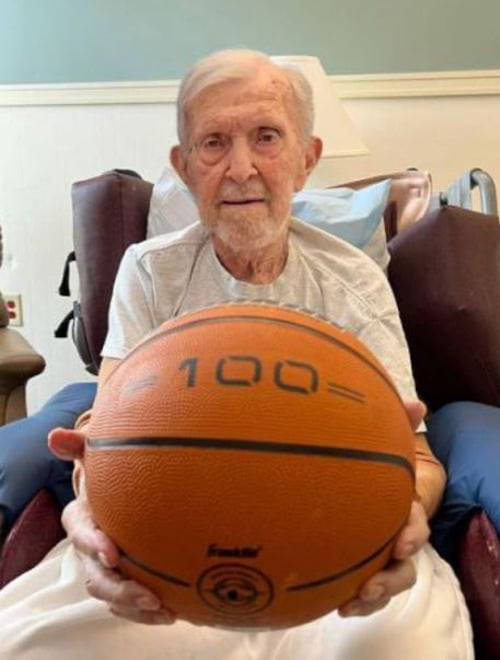Oldest Ex-NBA Player Stanley 'Whitey' Von Nieda Dies At 101