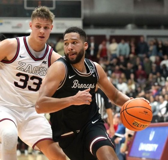Utah Jazz sign guard Michael Devoe, forward Keshawn Justice