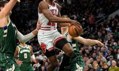 Chicago Bulls Ayo Dosunmu 1st NBA player since Tony Snell in 2017 with 0-0-0-0-0 stat line in 25+ minutes