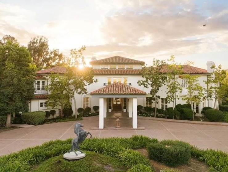Ex-Los Angeles Lakers Owner Jerry Buss' Mansion Hits Market For $11.85 Million