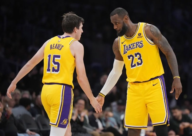 Austin Reaves joins LeBron James as only Los Angeles Lakers with this record in the 21st century points