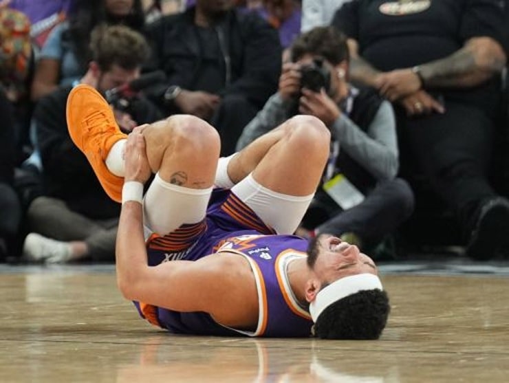 Phoenix Suns Devin Booker expected to miss 7-10 days due to right ankle sprain