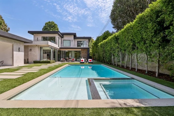 Ex-Grizzlies Star Zach Randolph Sells Los Angeles Home For $7.4M