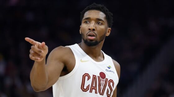 Donovan Mitchell Cavs pic